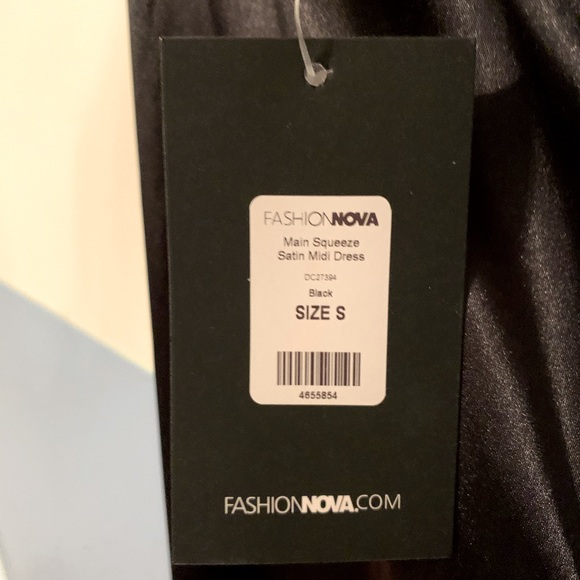 Long black dress - Picture 3 of 4